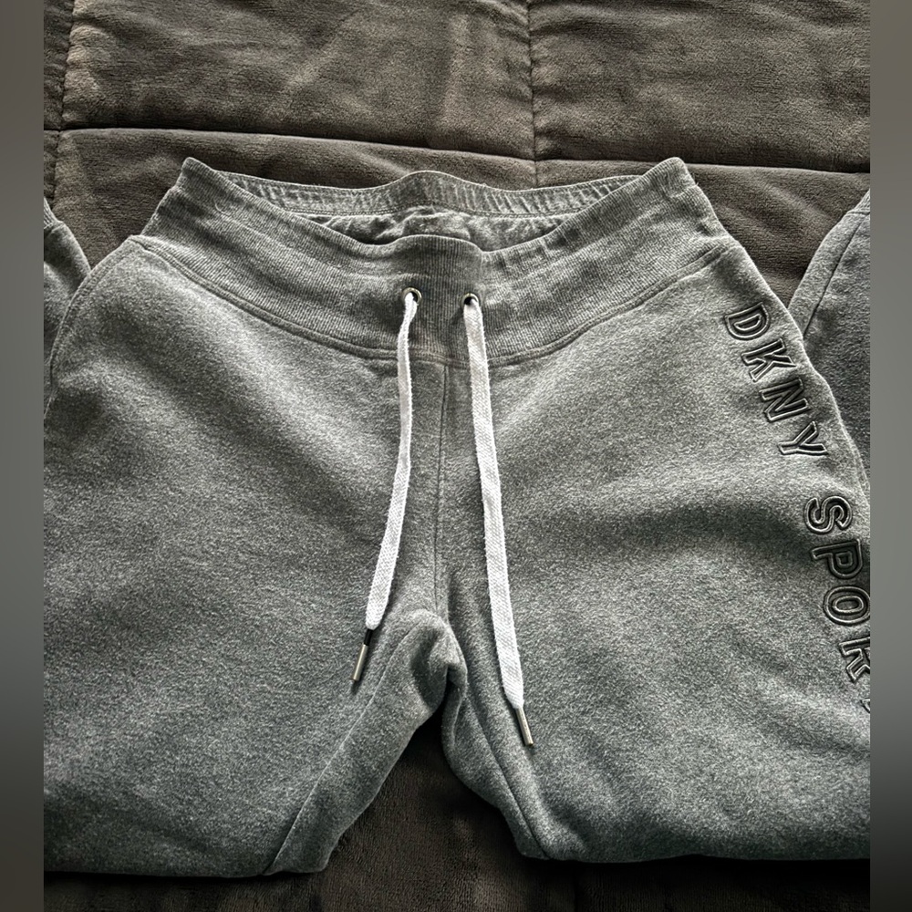 Women’s DKNY sweatpants Preowned